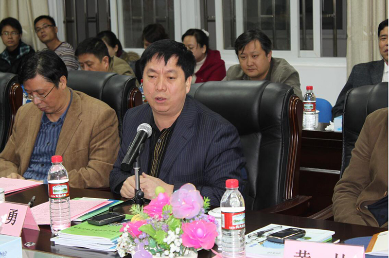 时任福州市教育局局长郑勇莅校指导市级教学开放周工作.jpg